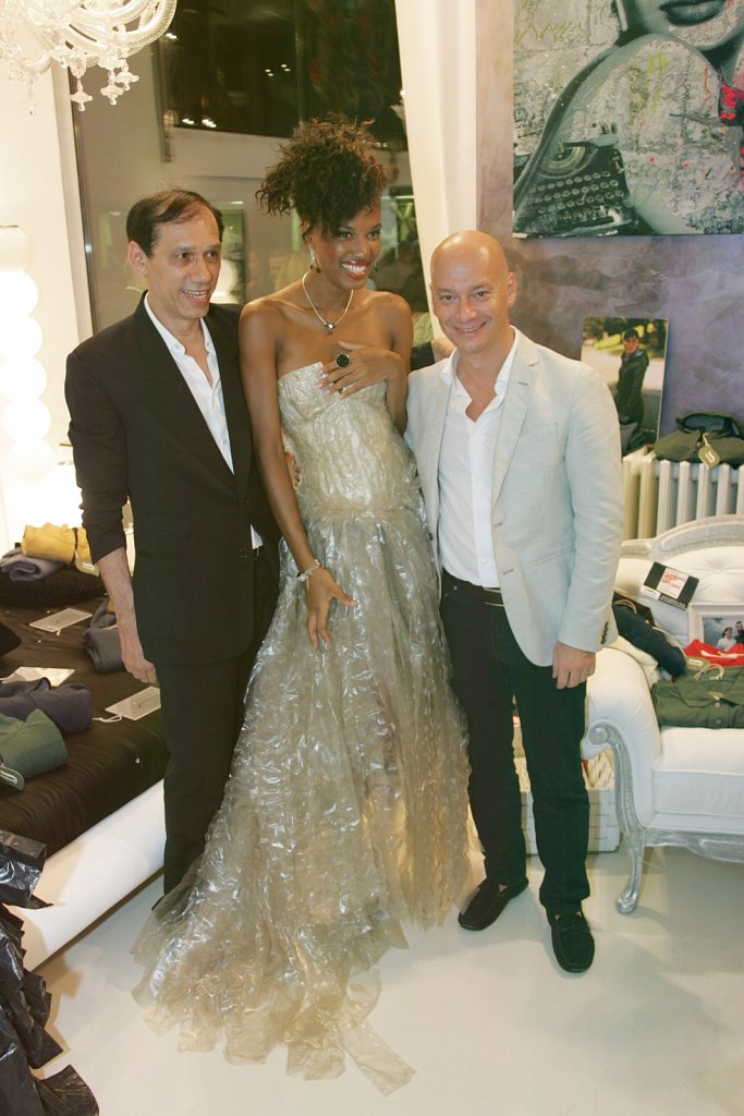Fashion's Night Out-By  Antonio Oliver
